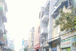NGộp MT KHu Họ Lê  -Tân PHú 50m2 - 4 tầng mới Hẻm 12m Kinh Doanh